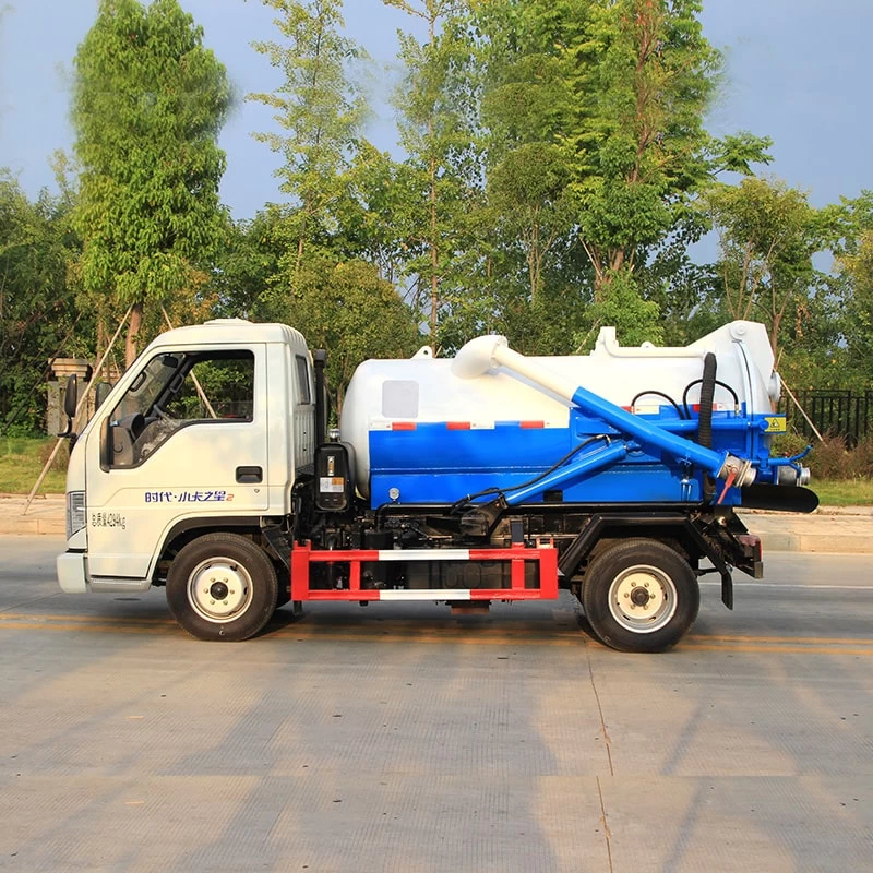 FOTON 3cbm vaccum wastewater sewage suction tanker truck Front Side View

