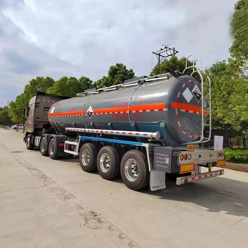 26000L Crude Oil Gasoline Petrol Diesel Tanker Semi Trailer Oblique Back Plot