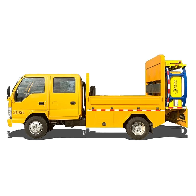 Japan Isuzu 4*2 double row anti-collision buffer truck Thumbnail
