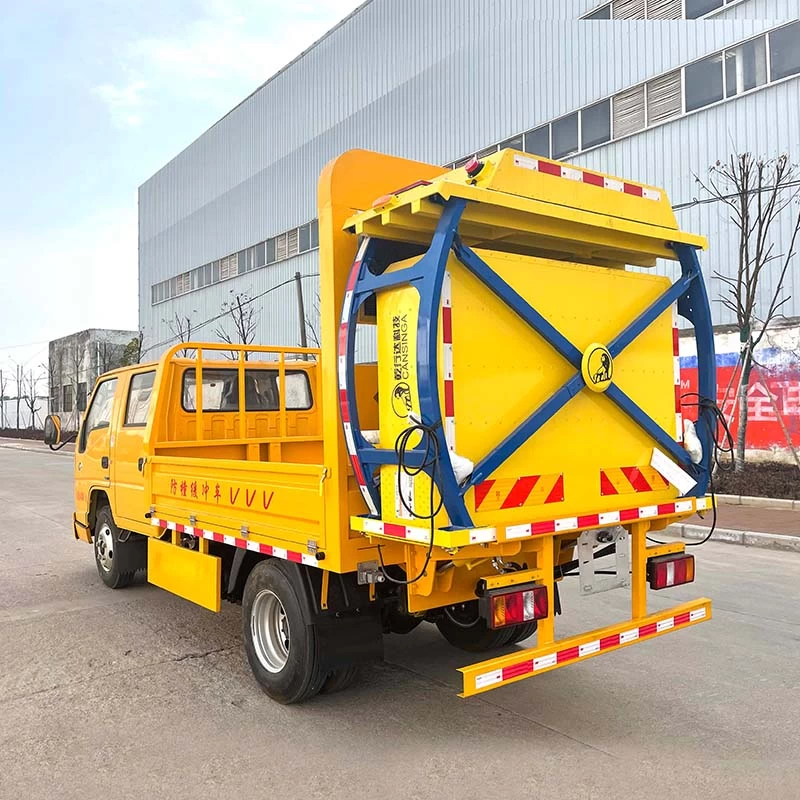 JMC 70km/h Impact-proof truck anti crash buffer truck Oblique Back Plot
