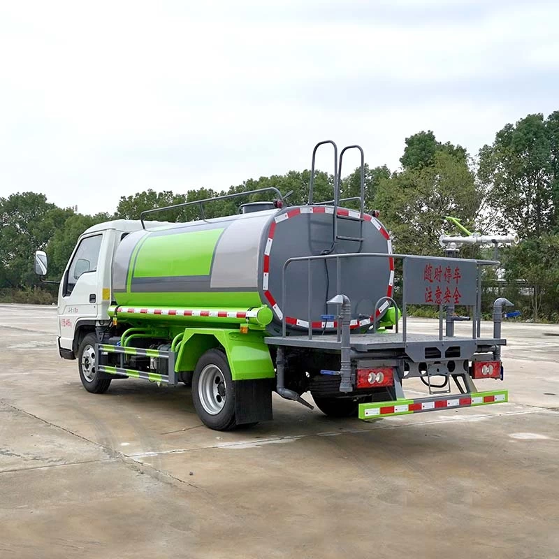 Foton 4x2 Mini Water Tank Truck Small Water Tanker Oblique Back Plot