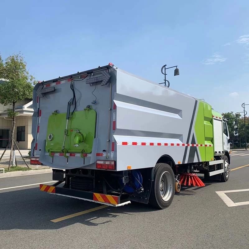 12 Tons Electric Street Sweeper with High Pressure Oblique back plot