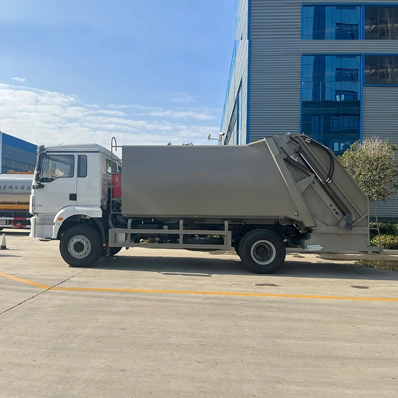 Customized SHACMAN 12 CBM 14 CBM Campactor Garbage Truck Front Side View