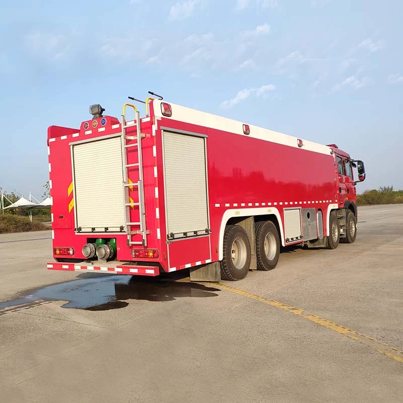 HOWO 8x4 25ton Water Foam Powder Fire Fighting Truck Oblique Back Plot