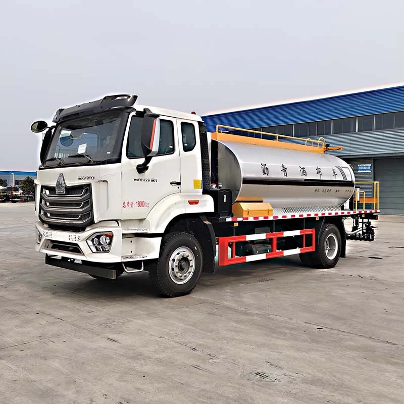 HOWO Road Construction Asphalt Bitumen Distributor Truck Oblique Front View