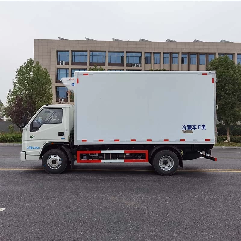 JMC 4X2 Freezer Box Truck Refrigerated Trucks Front Side View