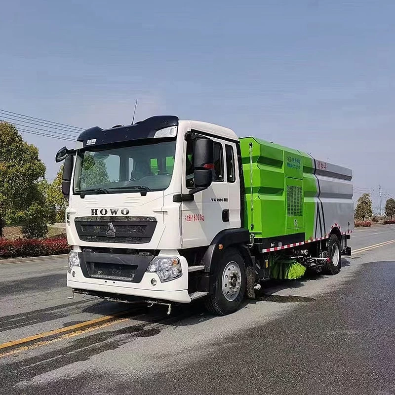 SINOTRUK 4*2 road sweeper truck vacuum suction function Oblique Front View
 