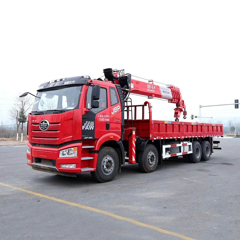 FAW 8*4 21 meter boom telescopic truck mounted crane Oblique Front View