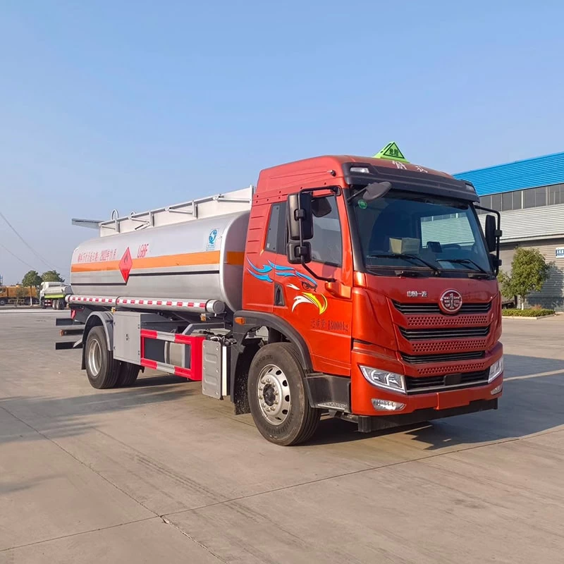 New or Used FAW 4x2 14400L Tanker truck for sale Oblique Front View
