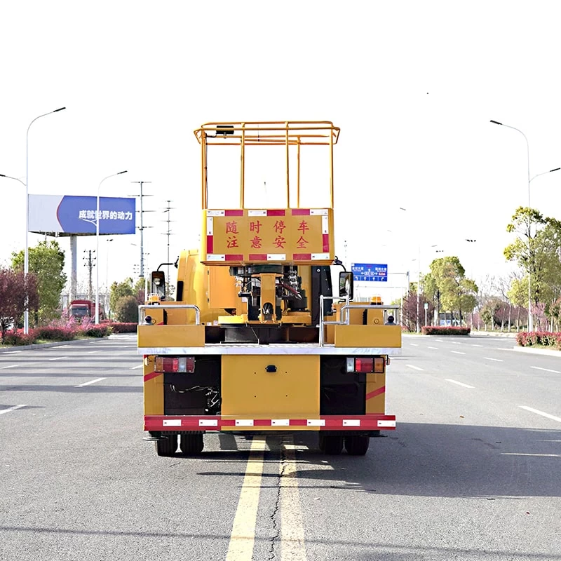 ISUZU 26m Truck Mounted Aerial Working Platform Truck Back Image