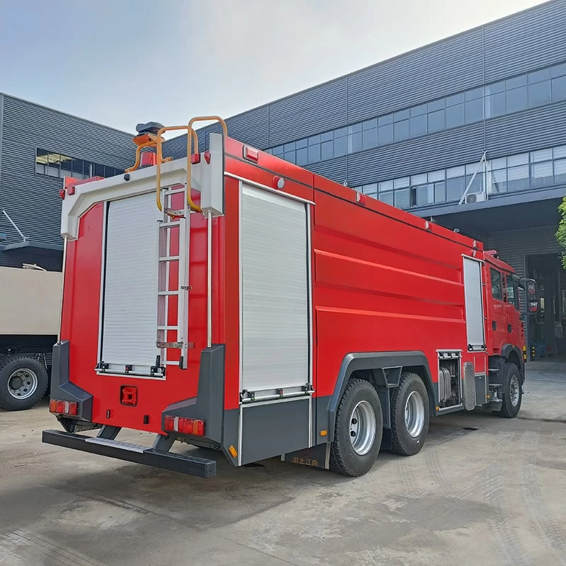 New or Used Howo 16000L 6 x 4 Fire Rescue Fighting Truck Oblique Back Plot