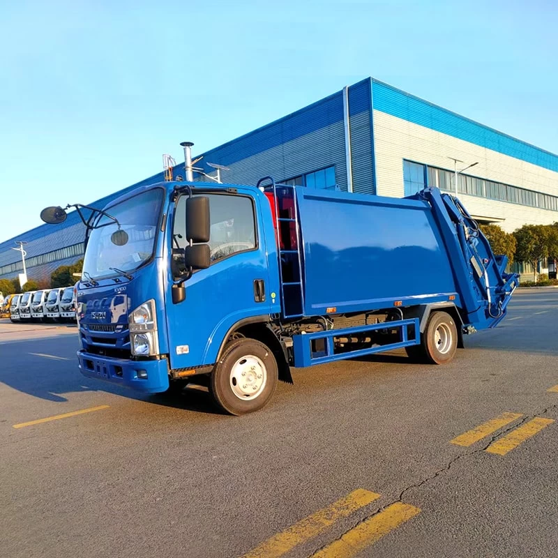 ISUZU New or Used 4x2 7 CBM Garbage Compactor Truck for Sale Oblique Front View
