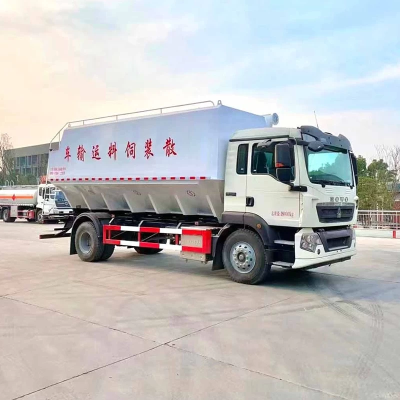 HOWO hydraulic discharge 12 ton bulk feed truck Oblique Front View
