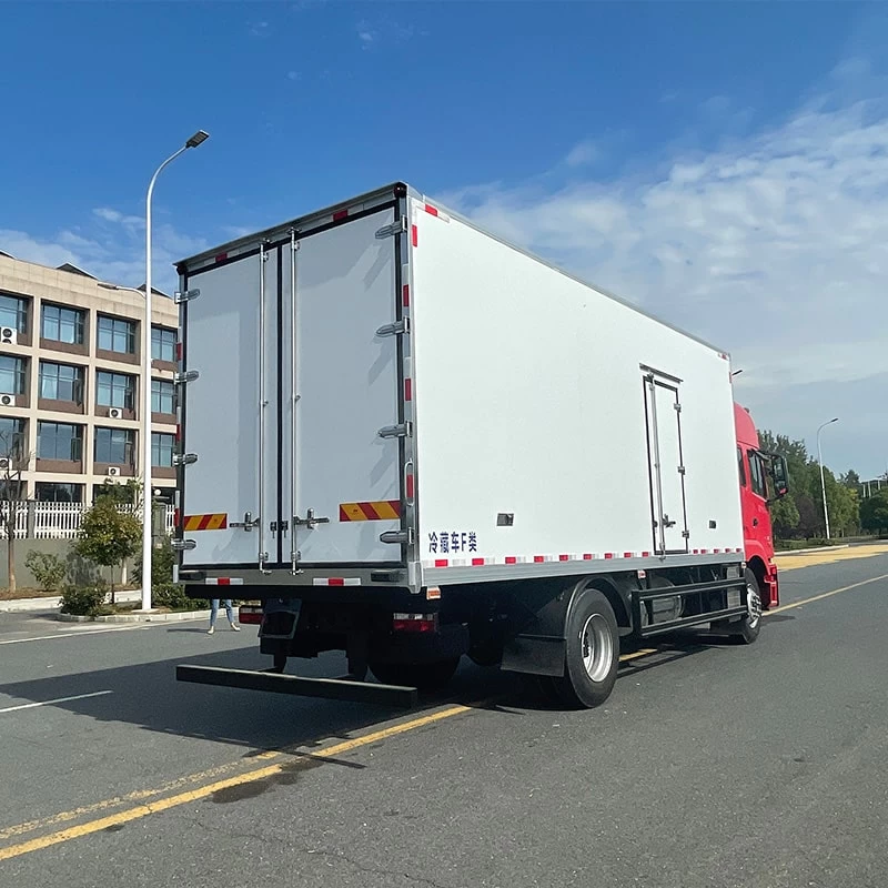 JAC 6.8m refrigerated truck cold chain insulation truck Oblique Back Plot