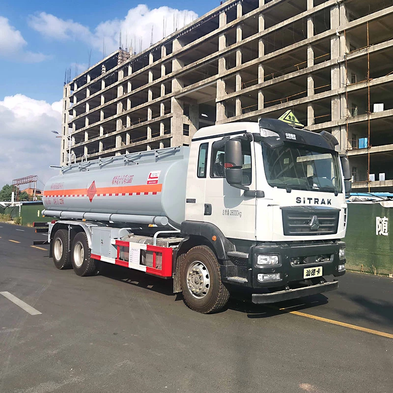 Sinotruk 18m3 kerosene flammable liquid transport truck Oblique Front View