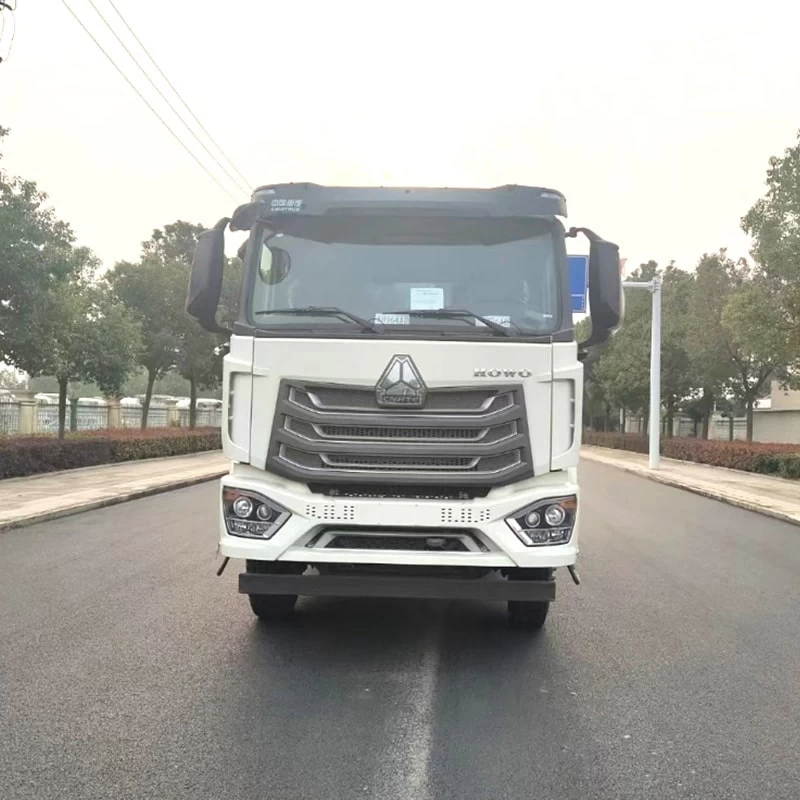 Factory Price Howo 4*2 14CBM Garbage Compactor Truck Front View
