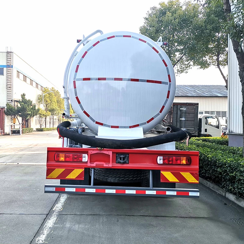 HOWO 8*4 33cbm dry powder cement transport truck Back Image