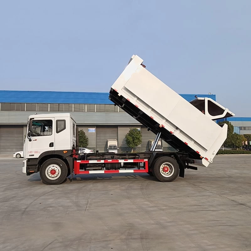 Dongfeng 4*2 compression docking refuse collector Front Side View