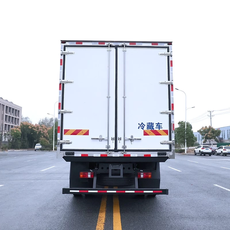HOWO 4*2 35 cubic meter frozen meat refrigerated truck Back Image