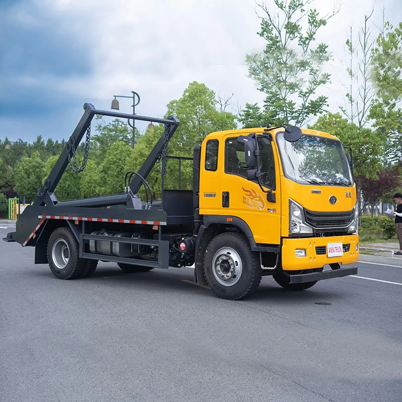 Sinotruk 7CBM skip loader swing arm waste garbage truck Oblique Front View
