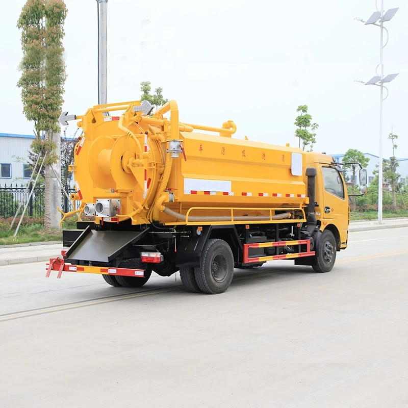 Dongfeng sewage suction cleaning truck for sewer dredge Oblique Back Plot