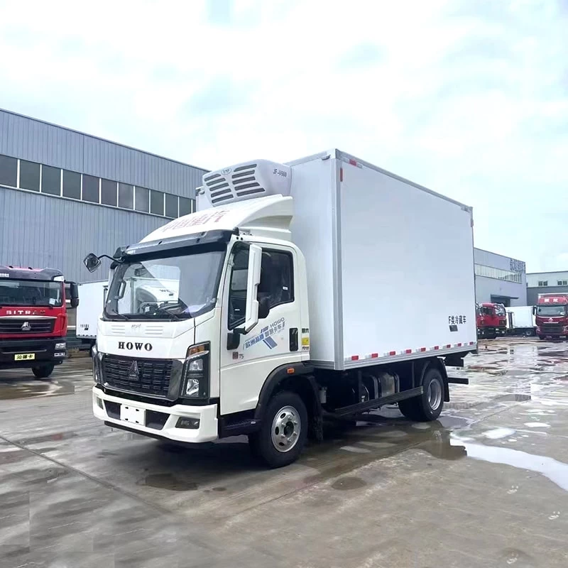 SINOTRUK HOWO 4*2 23m3 right hand drive refrigerator truck Oblique Front View
