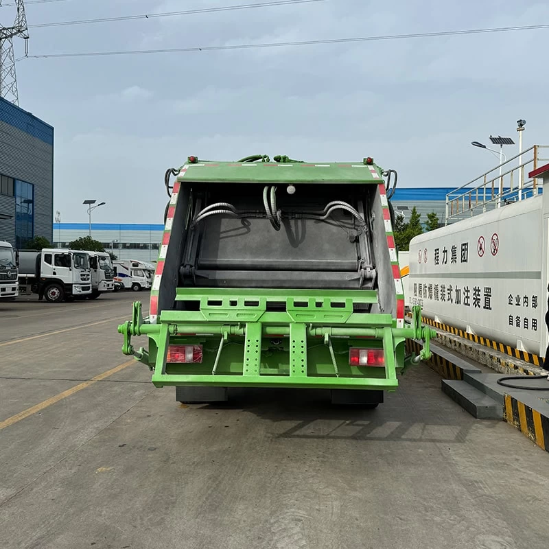 Howo 9 CBM 4x2 Small Compressing Rubbish Truck for Sale Back Image
