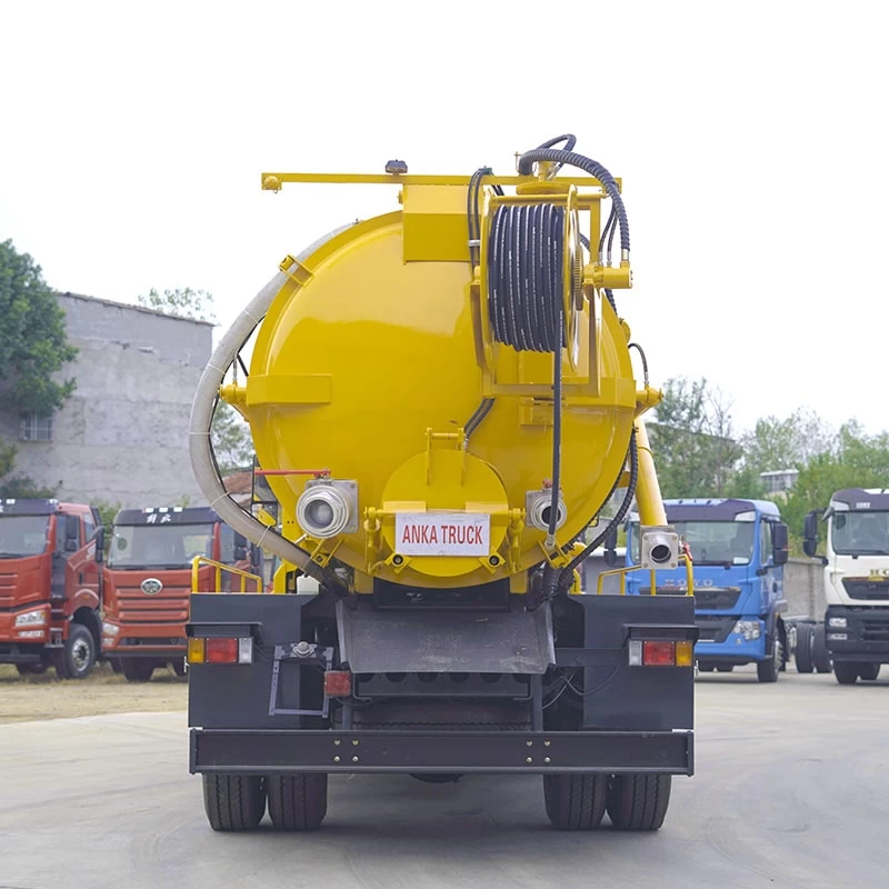 ISUZU 4×2 15m3 Sewage Cleaning and Suction Truck for Sale Back Image
