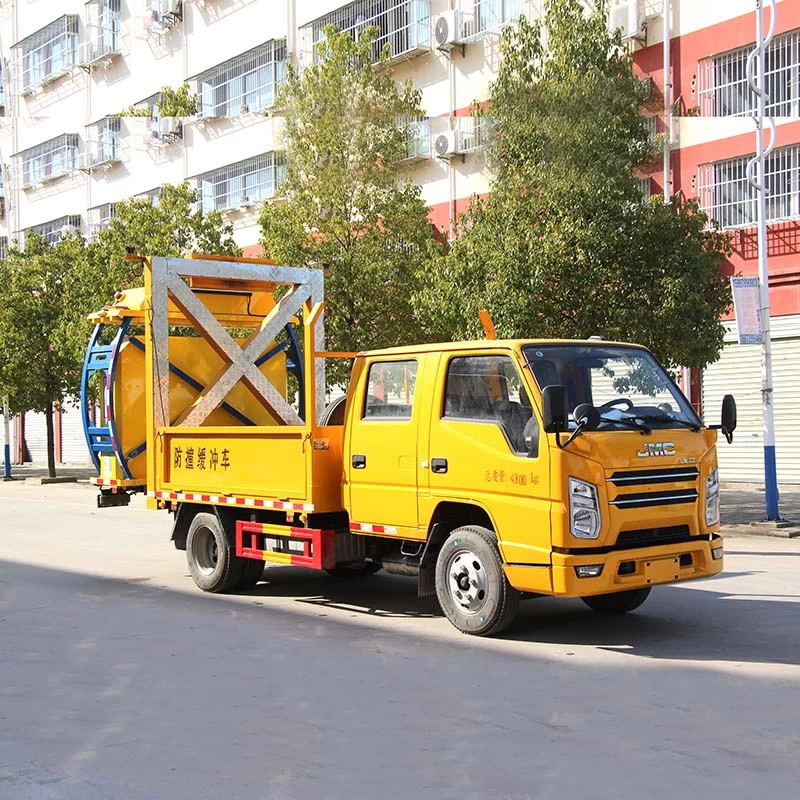 China JMC 80K anti crash buffer truck Oblique Front View