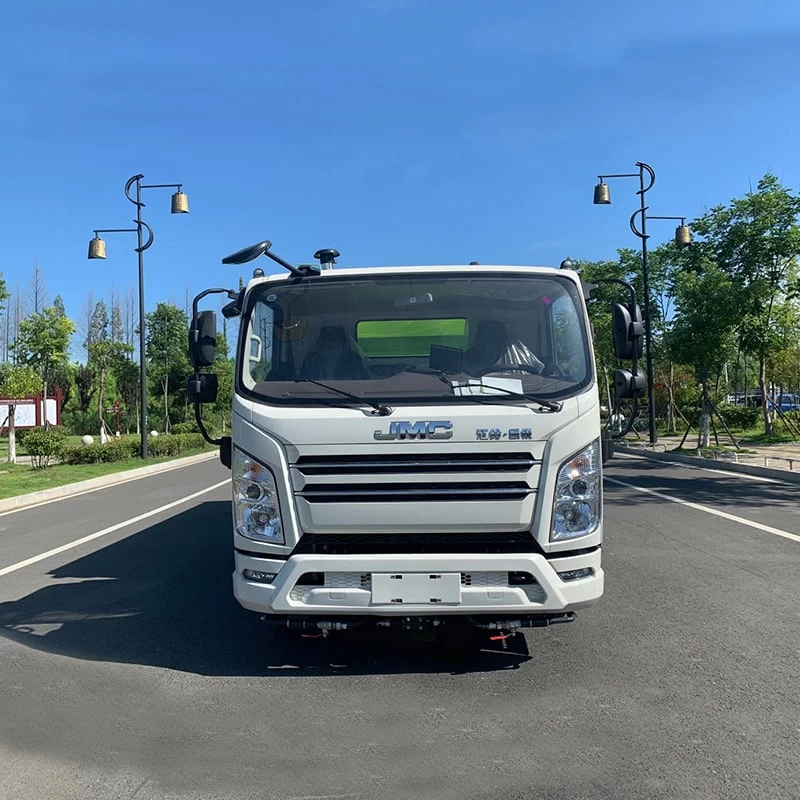 China JMC 4*2 malaysia vacuum road sweeper truck Front view