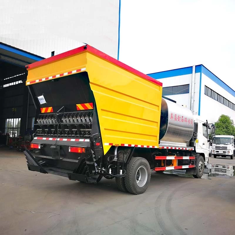Shacman 4x2 gravel synchronous chip seal truck Oblique Back Plot