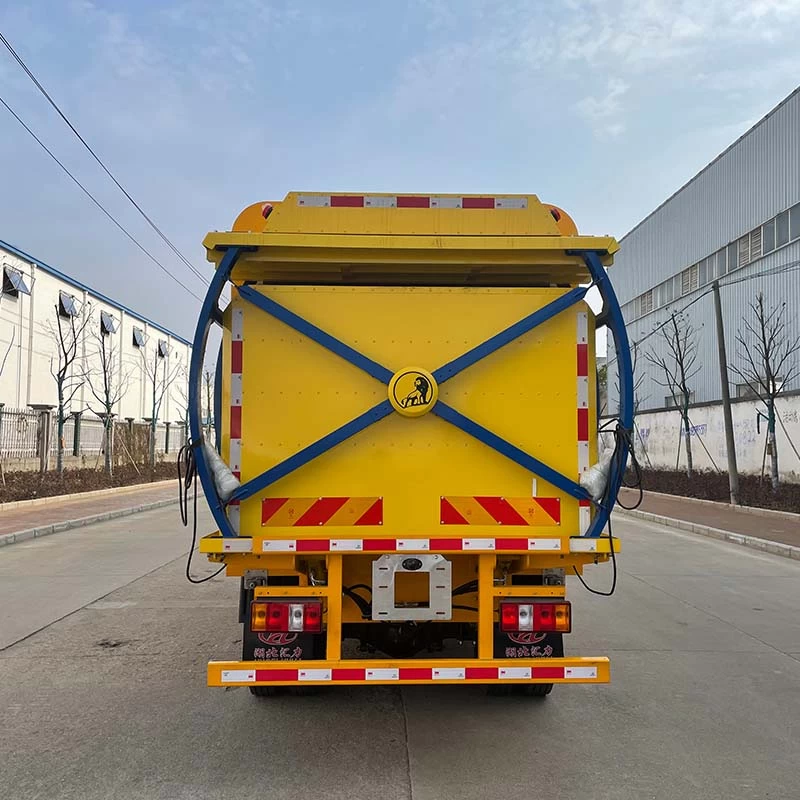 JMC 70km/h Impact-proof truck anti crash buffer truck Back Image
