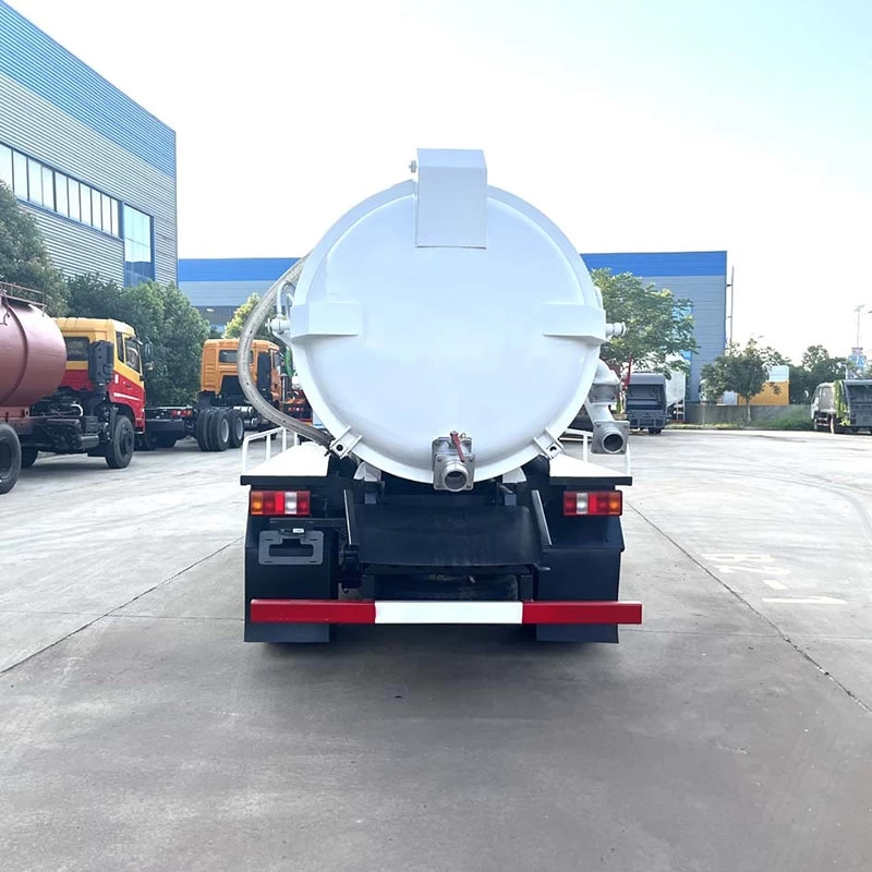 SINOTRUK HOWO 6 cubic drainage vaccum sewage suction truck Back Image

