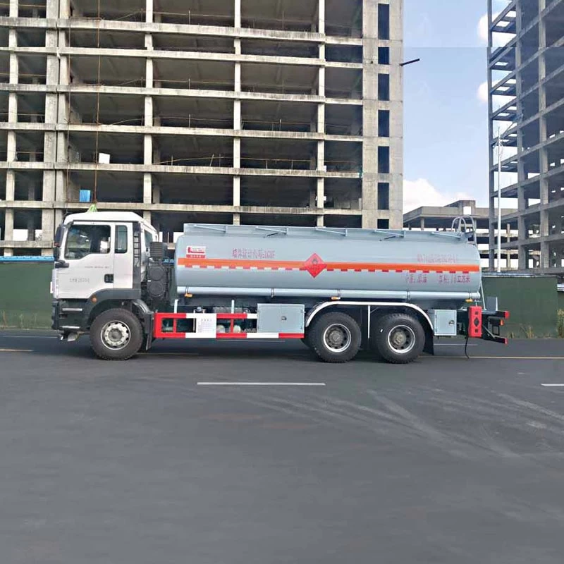 Sinotruk 18m3 kerosene flammable liquid transport truck Front Side View