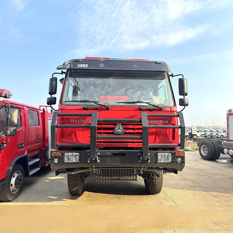 HOWO 4*4 new or used 8cbm specialized vehicle fire truck Front View
