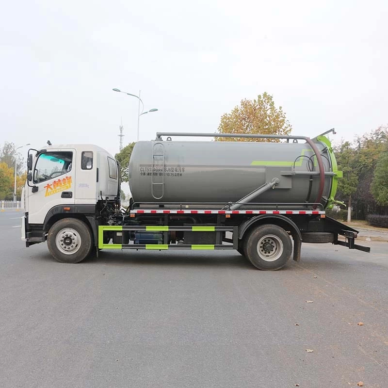 Foton 4×2 12000L vacuum pump sewage suction truck Front Side View