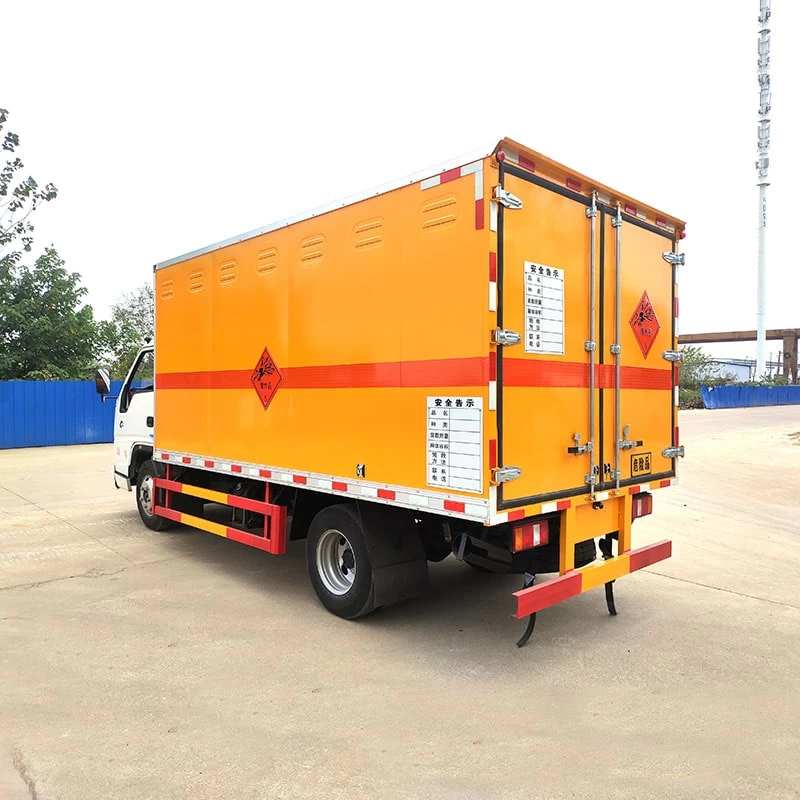 JMC 4*2 dangerous goods explosive transporting truck Oblique Back Plot 