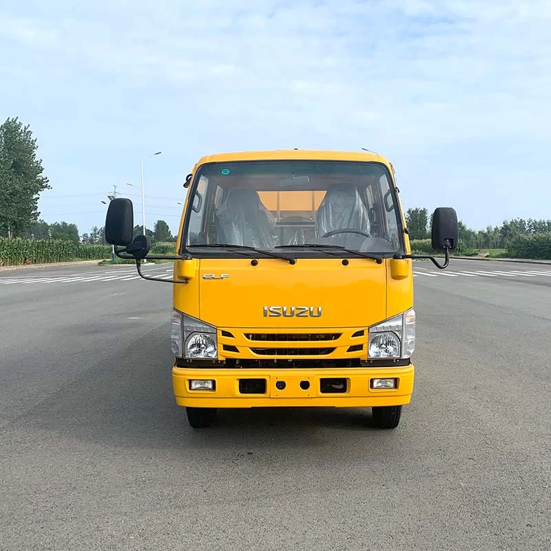 Japan Isuzu 4*2 double row anti-collision buffer truck Front View

