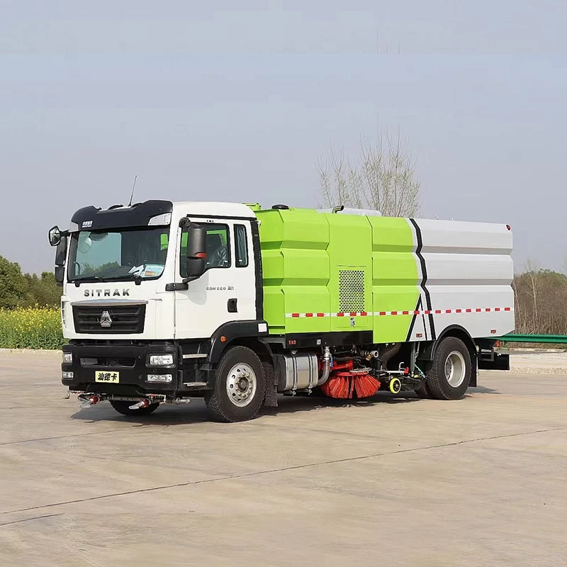 SINOTRUK high quality 4*2 new or used sweeper-washer truck Oblique Front View
