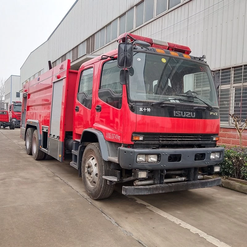 Japan Brand 16000L Foam and Water Tank Fire Fighting Truck
Oblique Front View