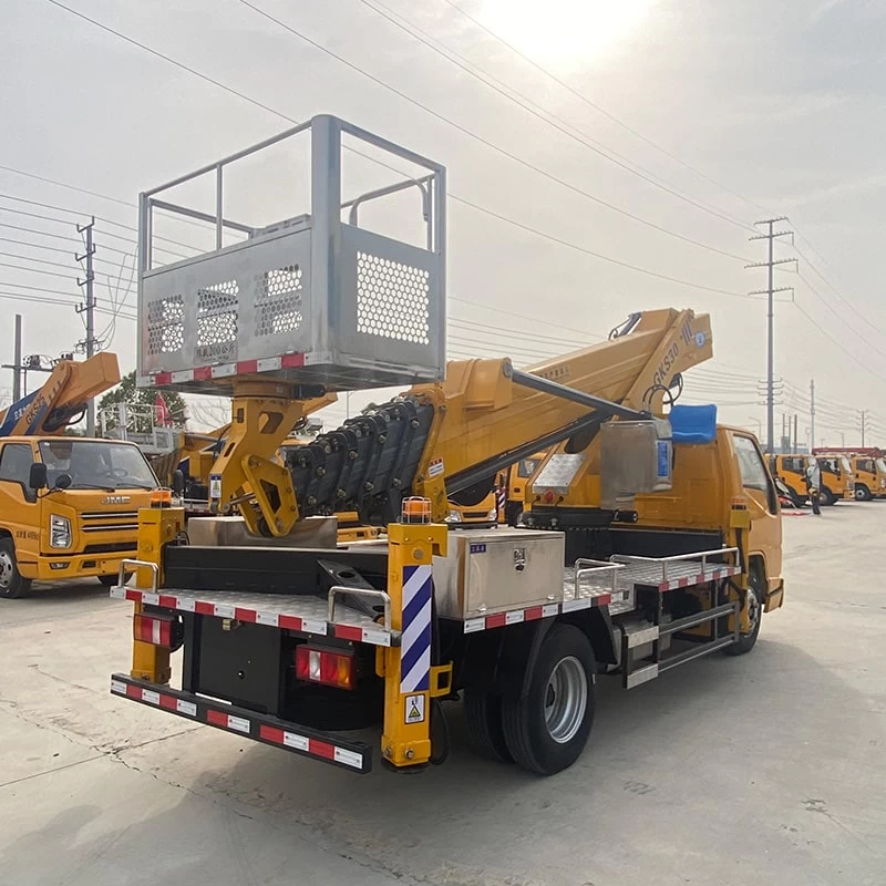JMC 4*2 high altitude operation truck for sale Oblique Back Plot