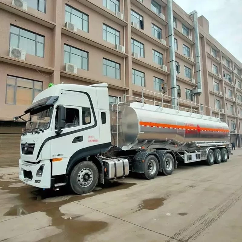 3 Axles 46000L Water Edible Cooking Oil Delivery Tank Oblique Front View
