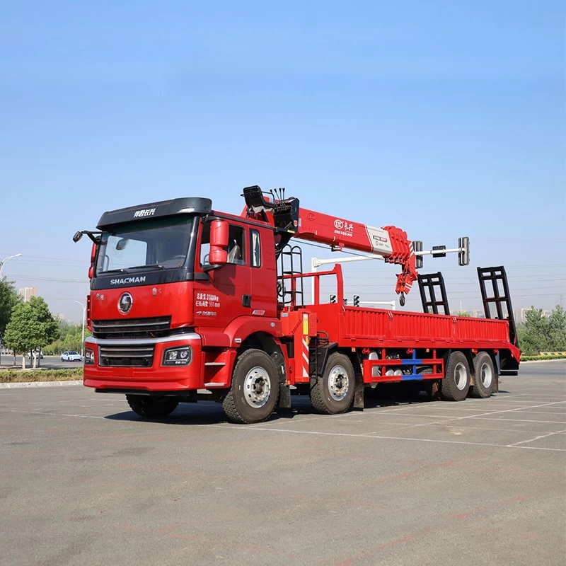 SHACMAN 8x4 14 16 tons truck mounted telescopic crane Oblique Front View