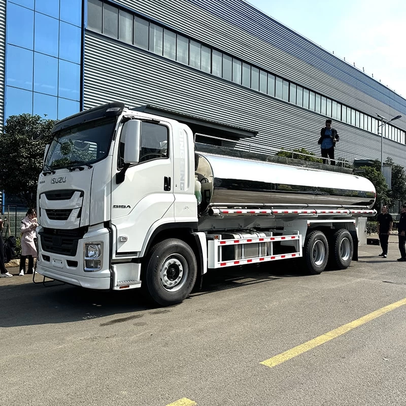 ISUZU 6×4 20m3 aluminum alloy tank truck for Price Oblique Front View
