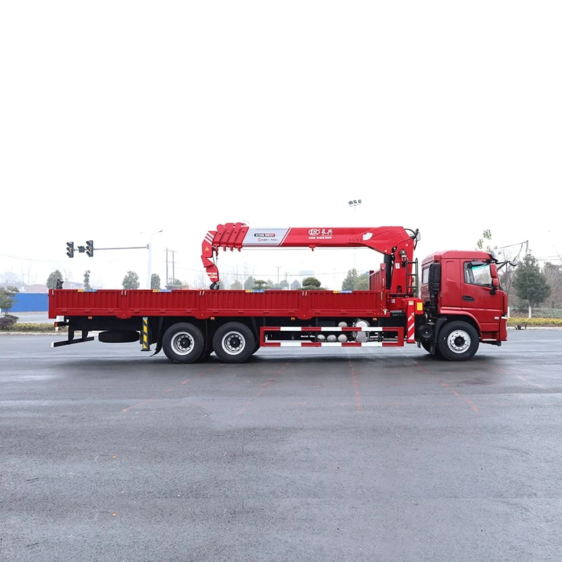 SHACMAN 21 meter telescopic boom truck mounted crane Front Side View