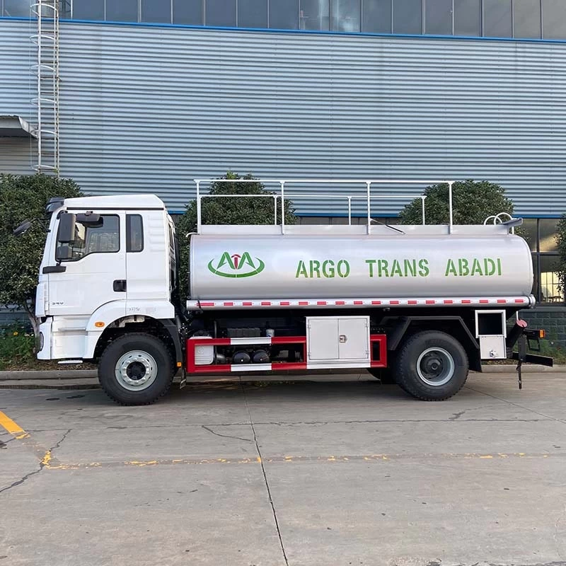 Shacman 4x2 15000 litres mobile fuel tanker truck Front Side View
