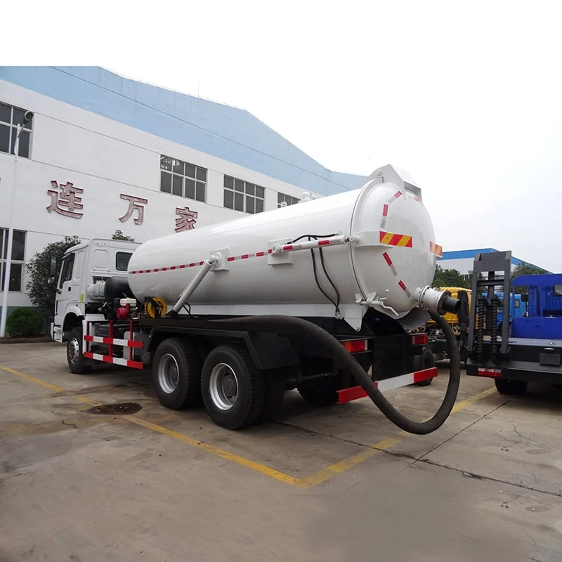 SINOTRUK 6*4 new or used 20CBM sewage suction truck Oblique Back Plot
