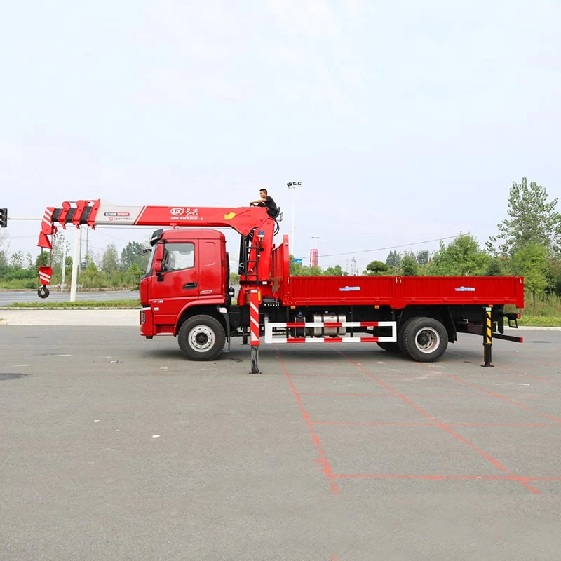 SHACMAN 20 meter straight arm truck mounted crane Front Side View
