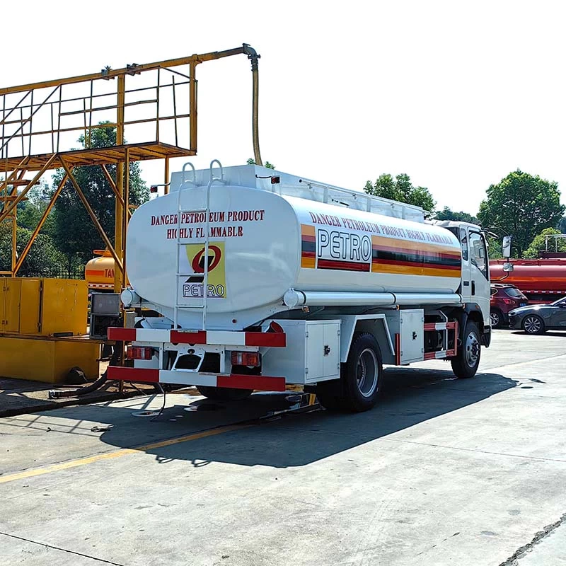 Howo 12000 Liters Diesel Oil Fuel Tanker Truck Oblique Back Plot
