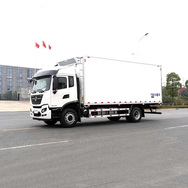 HOWO 8x4 refrigerated truck Oblique Front View